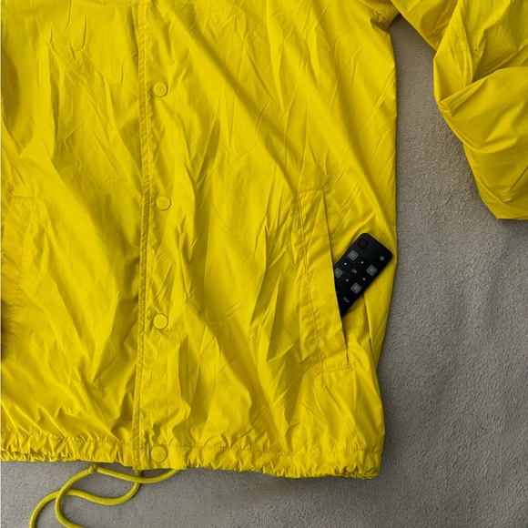 Nike SB Yellow Coach Jacket Men Size Small Button Down Pockets Windbreaker - Picture 4 of 9